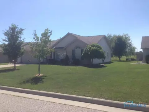 206 Gary Dr, Bryan, OH 43506 photo 2