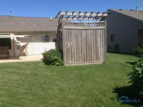 206 Gary Dr, Bryan, OH 43506 photo 4
