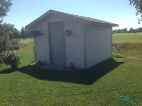 206 Gary Dr, Bryan, OH 43506 photo 6