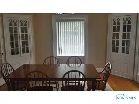 2016 Richmond Rd, Toledo, OH 43607 photo 3