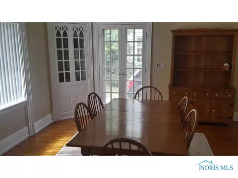 2016 Richmond Rd, Toledo, OH 43607 photo 4
