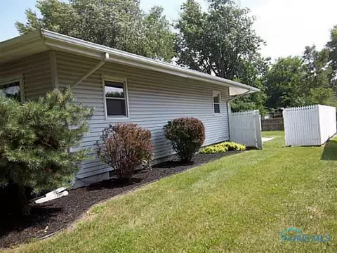 4143 Limerick, Clyde, OH 43410 photo 2