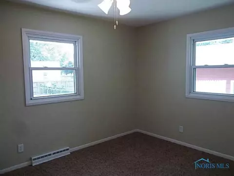 4143 Limerick, Clyde, OH 43410 photo 9