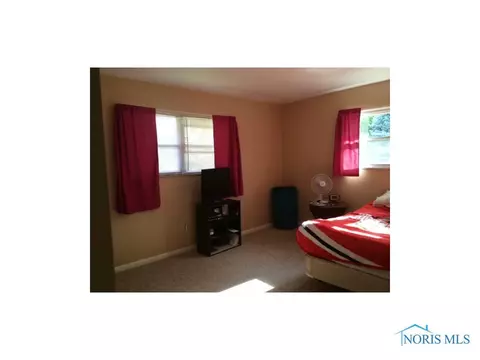 5630 E Rowland Rd, Toledo, OH 43613 photo 16