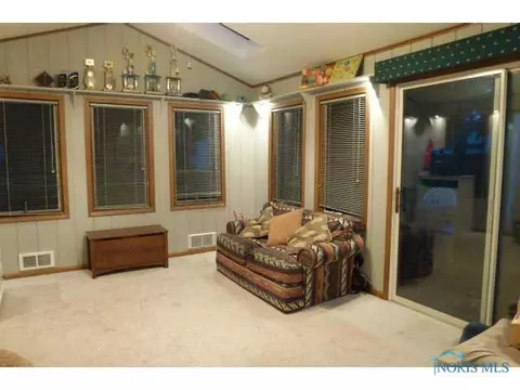 108 Oak Meadows Dr, Bryan, OH 43506 photo 9