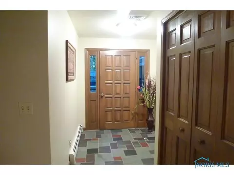 108 Oak Meadows Dr, Bryan, OH 43506 photo 18