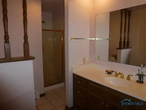 108 Oak Meadows Dr, Bryan, OH 43506 photo 15