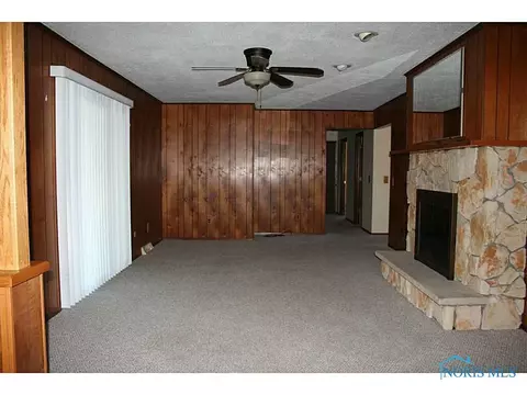 3112 Springtime Dr, Oregon, OH 43616 photo 7