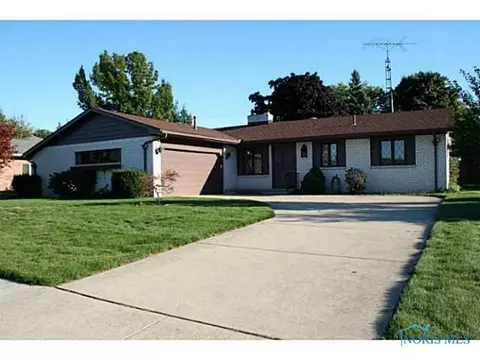 3112 Springtime Dr, Oregon, OH 43616 photo 1