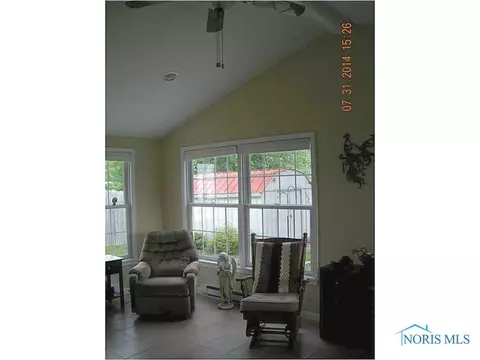 1102 Bavarian Ln, Bryan, OH 43506 photo 8