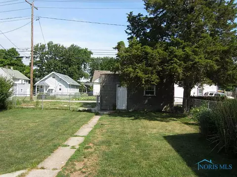 319 E Dudley, Maumee, OH 43537 photo 10