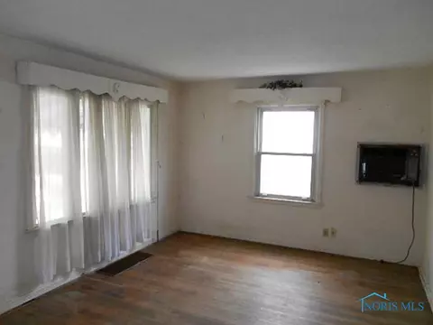 742 Moran Ave, Toledo, OH 43607 photo 2