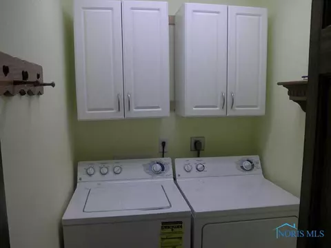 1740 Christopher Ln, Maumee, OH 43537 photo 18