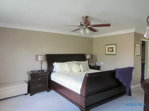2221 Maple Tree Dr, Maumee, OH 43537 photo 11