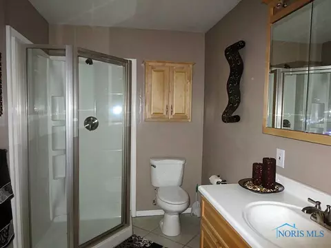 2221 Maple Tree Dr, Maumee, OH 43537 photo 14