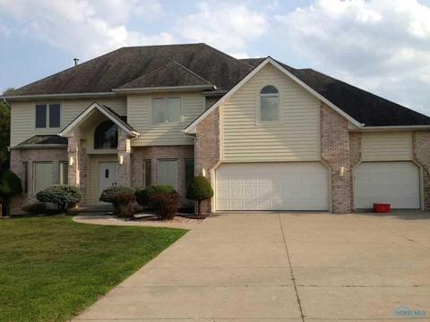 117 Deerfield Cir, Bryan, OH 43506 photo 1