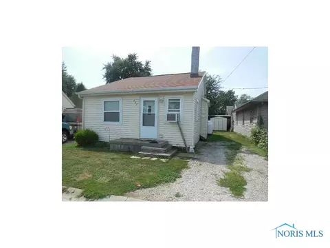 237 E Harbor View Dr, Harbor View, OH 43434 photo 1
