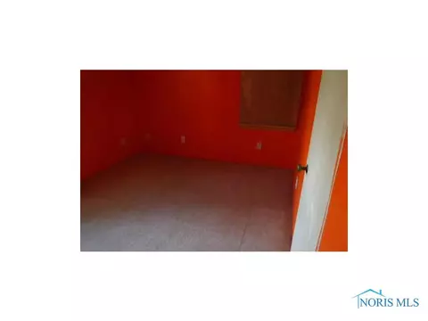 819 S Walnut St, Bryan, OH 43506 photo 6