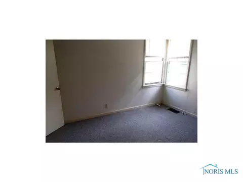 819 S Walnut St, Bryan, OH 43506 photo 9
