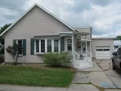 1301 E 2nd St, Ottawa, OH 45875 photo 1