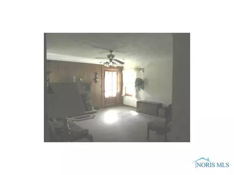 602 Adrian St, Delta, OH 43515 photo 7