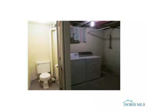 602 Adrian St, Delta, OH 43515 photo 11