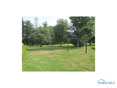 602 Adrian St, Delta, OH 43515 photo 14