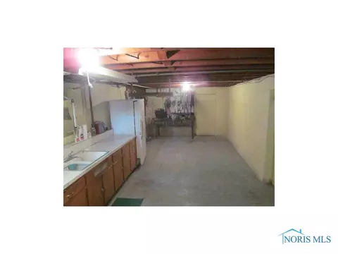 602 Adrian St, Delta, OH 43515 photo 10