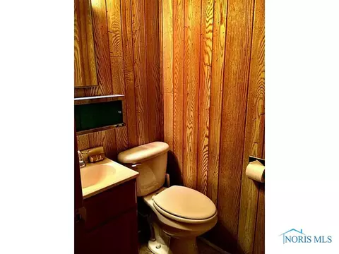 876 Cherry Ln, Waterville, OH 43566 photo 8