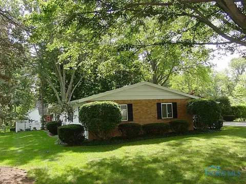 405 John St, Bryan, OH 43506 photo 4
