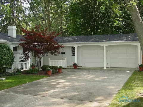 405 John St, Bryan, OH 43506 photo 3