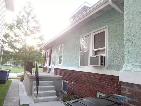 1002 Parkside Blvd, Toledo, OH 43607 photo 2
