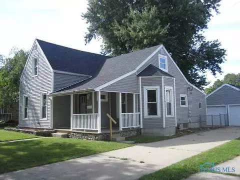 209 E Chestnut, Wauseon, OH 43567 photo 2