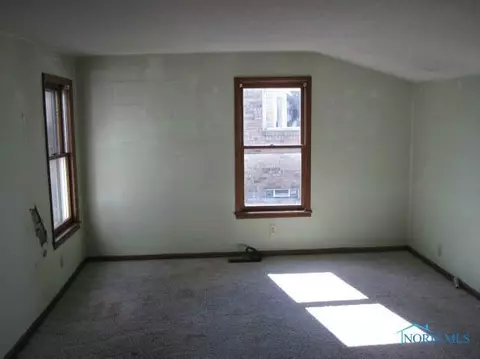 209 E Chestnut, Wauseon, OH 43567 photo 9