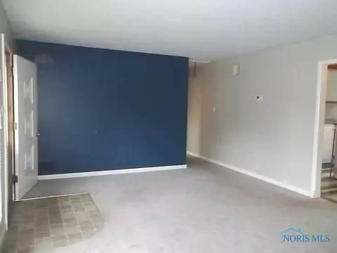359 E Main St, Oak Harbor, OH 43449 photo 17