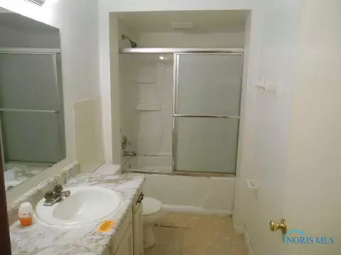 822 Searles Rd, Toledo, OH 43607 photo 7