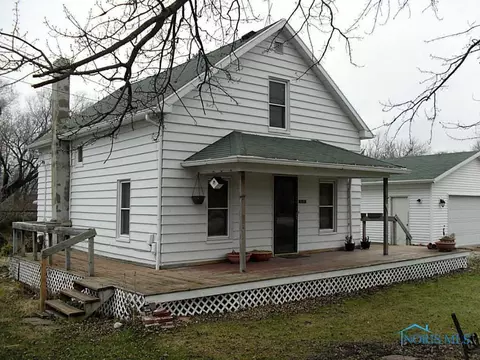 28183 E Broadway St, Walbridge, OH 43465 photo 2