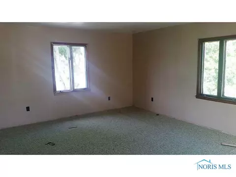 320 Railway Ave, Holgate, OH 43527 photo 11