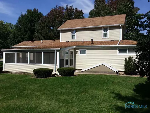222 Cherry St, Holgate, OH 43527 photo 3