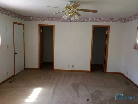 222 Cherry St, Holgate, OH 43527 photo 4
