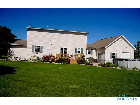 5919 Ayers Rd, Walbridge, OH 43465 photo 17