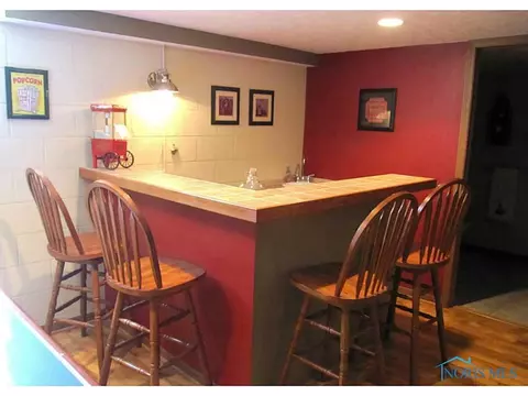 5919 Ayers Rd, Walbridge, OH 43465 photo 13