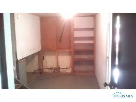 528 Heathshire Dr, Toledo, OH 43607 photo 16