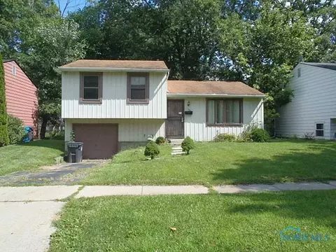 528 Heathshire Dr, Toledo, OH 43607 photo 1