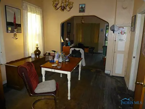 941 Hamilton St, Toledo, OH 43607 photo 7