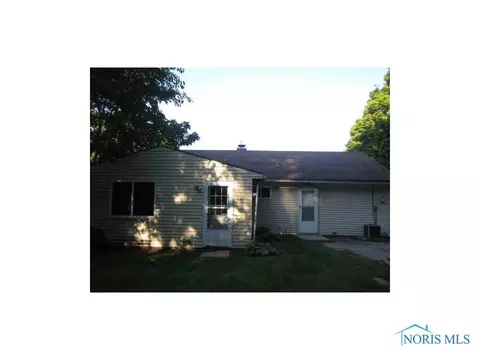414 Independence Rd, Toledo, OH 43607 photo 2