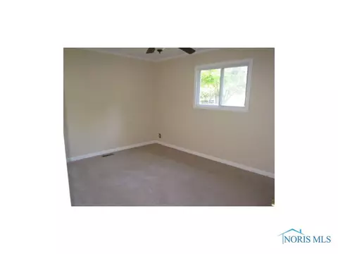 414 Independence Rd, Toledo, OH 43607 photo 6