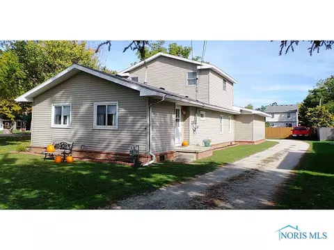 28140 E Broadway, Walbridge, OH 43465 photo 1