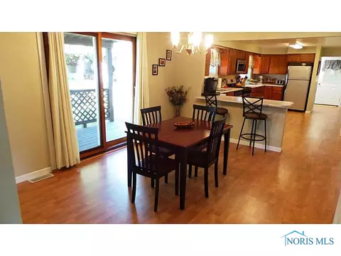 28140 E Broadway, Walbridge, OH 43465 photo 4