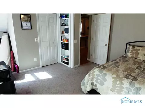 28140 E Broadway, Walbridge, OH 43465 photo 8